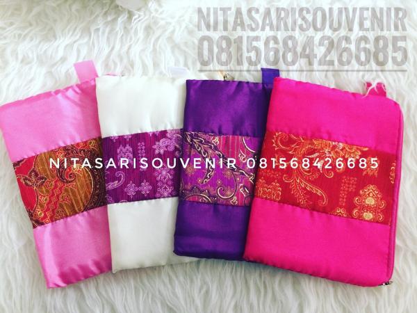 dompet kosmetik satin dompet kosmetik satin