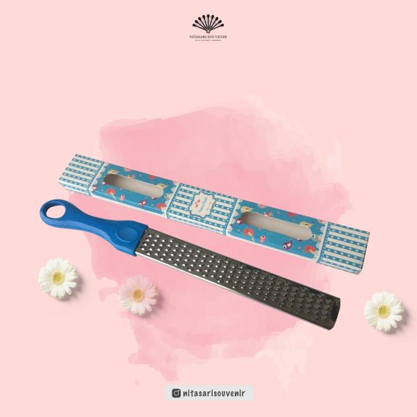 parutan keju panjang parutan keju panjang