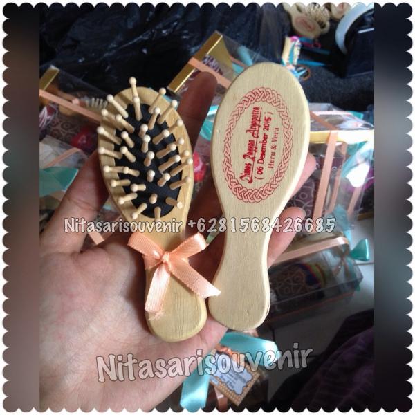 Sisir kayu k.p Sisir kayu k.p