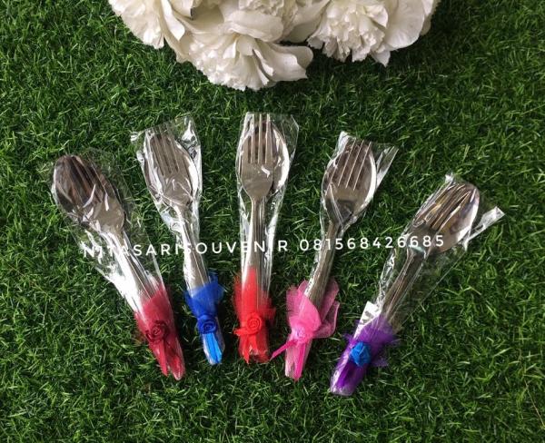 sendok besar tile pucuk sendok besar tile pucuk