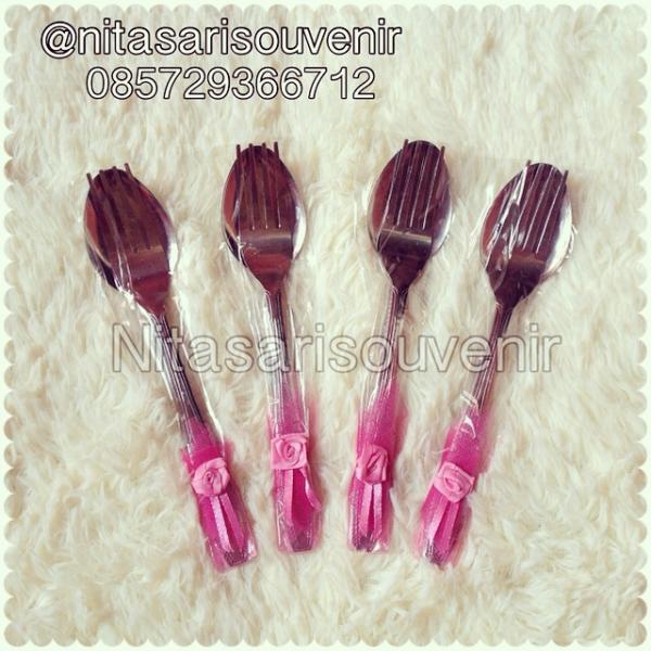 Sendok tile besar kp Sendok tile besar kp