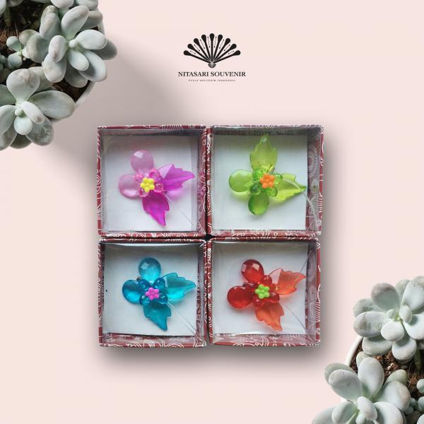 Bros akrilik kupu Bros akrilik kupu