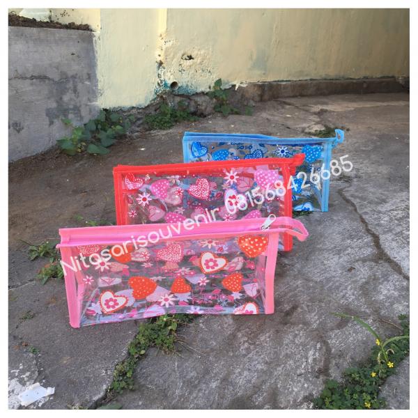 pouch mika motif pouch mika motif