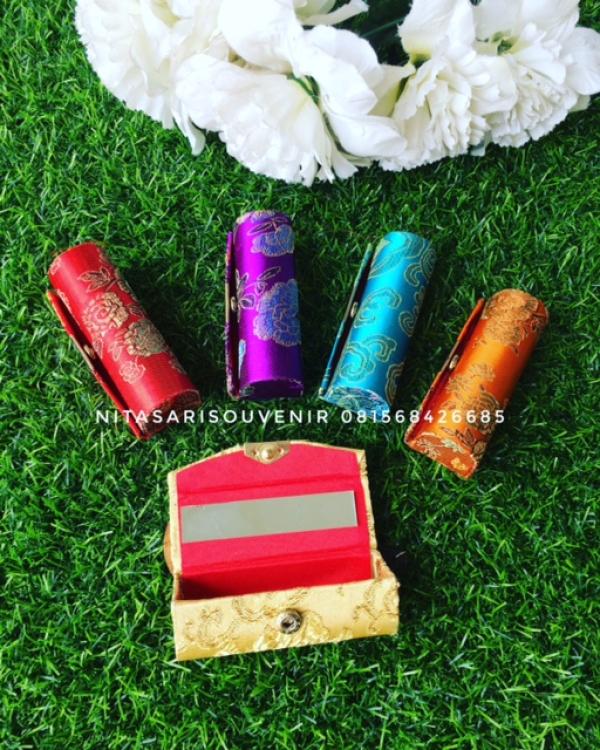 tempat lipstik tempat lipstik