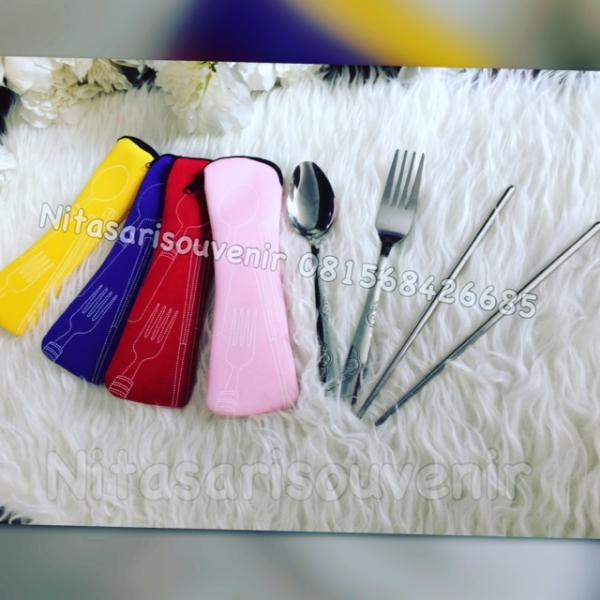 sendok garpu sumpit SR sendok garpu sumpit SR