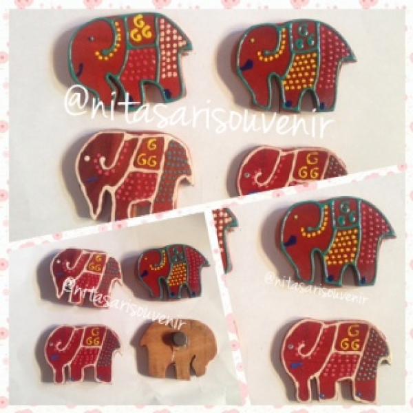 Magnet gajah totol kp  Magnet gajah totol kp