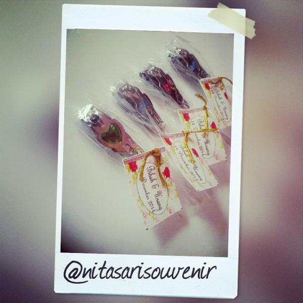 Gunting kuku love kp  Gunting kuku love kp