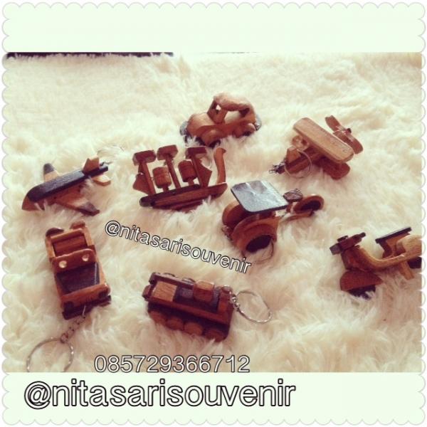 Ganci kendaraan kayu kp 