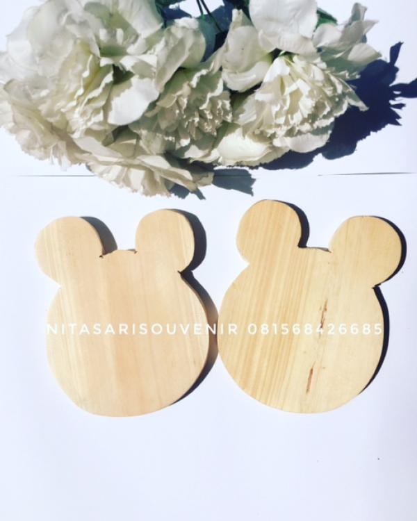 tlenan mickey mouse  tlenan mickey mouse