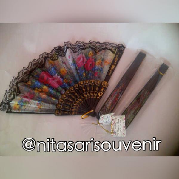 Kipas spanyol gagang hitam   Kipas spanyol gagang hitam